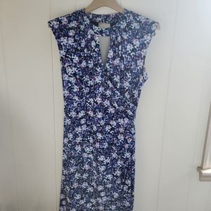 Blue Cache v neck, key hole back dress